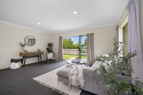Photo of property in 1a Lagoon Place, Poike, Tauranga, 3112