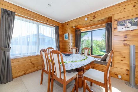 Photo of property in 2/10 Sirius Place, Botany Downs, Auckland, 2010