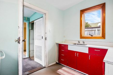 Photo of property in 30 Flavell Street, Heathcote Valley, Christchurch, 8022