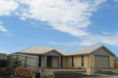 Photo of property in 5 Parkinson Place, Woodend, 7610