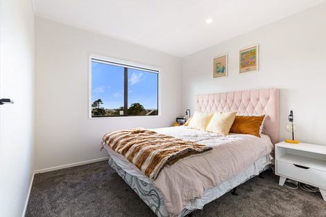 Photo of property in 8 Garton Drive, Massey, Auckland, 0614