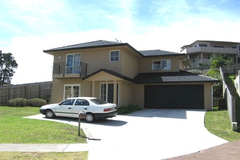 Photo of property in 10 Landvale Court, Browns Bay, Auckland, 0630