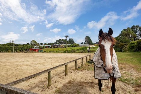 Photo of property in 17 Deacon Road, Riverhead, Kumeu, 0892