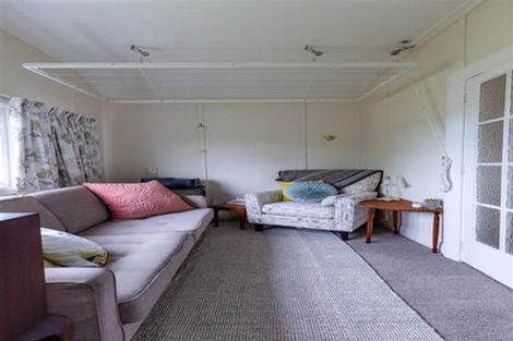 Photo of property in 17 Rhodes Street, Waimate, 7924