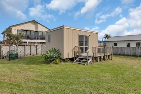 Photo of property in 66 One Tree Point Road, One Tree Point, 0118
