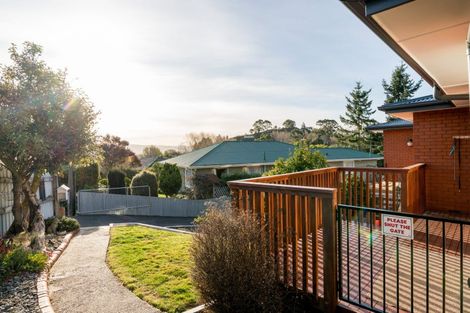 Photo of property in 1 Kinmont Crescent, Kinmont Park, Mosgiel, 9024