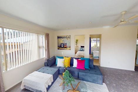 Photo of property in 2 Barclay Grove, Hokio Beach, Levin, 5571