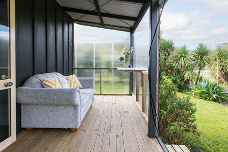 Photo of property in 24 Blake Street, Porangahau, 4293