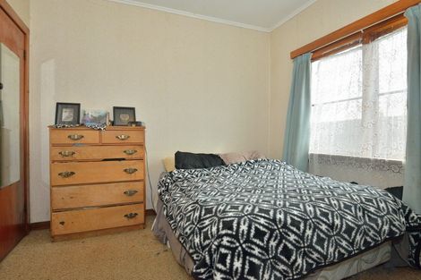 Photo of property in 2 Cochrane Street, Elgin, Gisborne, 4010