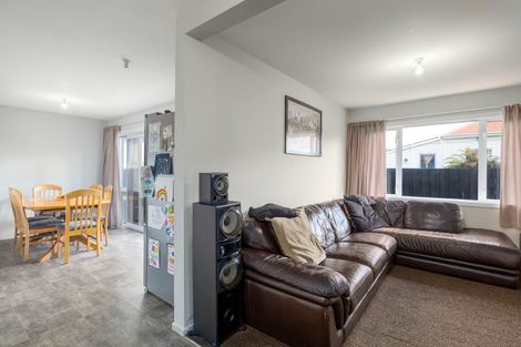 Photo of property in 390 Keyes Road, New Brighton, Christchurch, 8083