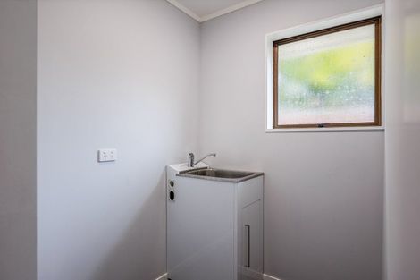 Photo of property in 6 Jarrett Court, Roslyn, Palmerston North, 4414