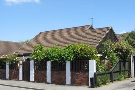 Photo of property in 2/27 Shrewsbury Street, Merivale, Christchurch, 8014