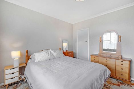 Photo of property in 9 Carlisle Street, Levin, 5510