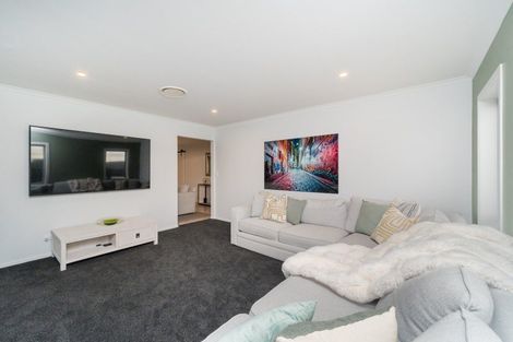 Photo of property in 84 Arnott Street, Maewa, Feilding, 4702