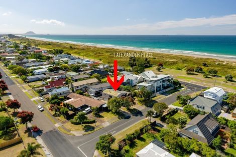 Photo of property in 1 Alexander Place, Papamoa Beach, Papamoa, 3118