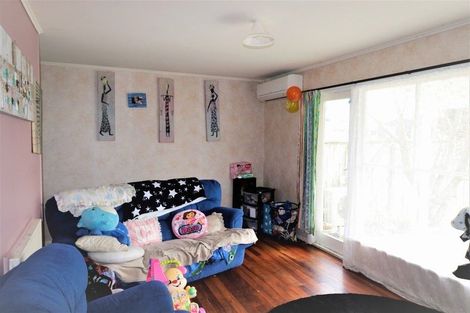 Photo of property in 44 Matipo Street, Castlecliff, Wanganui, 4501