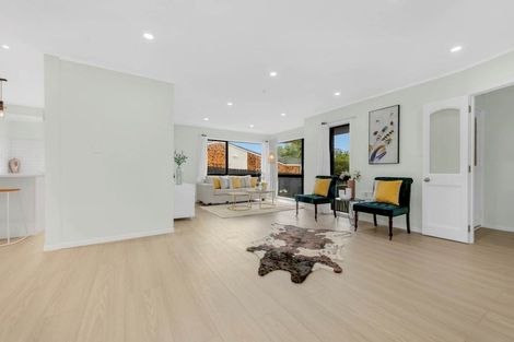 Photo of property in 3 Mimosa Place, Half Moon Bay, Auckland, 2012