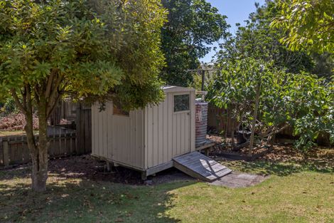 Photo of property in 1394 Whangaparaoa Road, Army Bay, Whangaparaoa, 0930