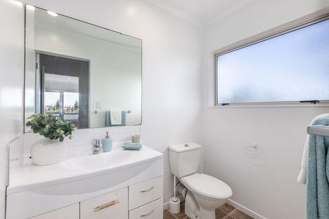 Photo of property in 16a Karaka Street, Otaki Beach, Otaki, 5512