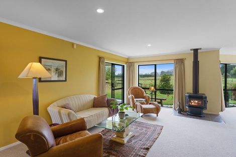 Photo of property in 761 State Highway 1, Te Horo, Otaki, 5581