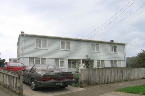 Photo of property in 42 Roberts Street, Tawa, Wellington, 5028