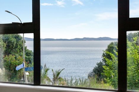 Photo of property in 2 Seaview Road, Cable Bay, 0420