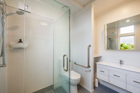 Photo of property in 155 Park Road, West End, Palmerston North, 4410