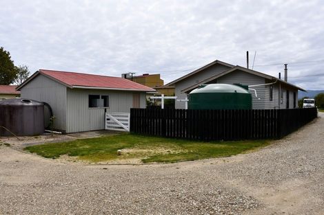 Photo of property in 126 Waverley Street, Karamea, 7893
