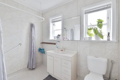 Photo of property in 36 Cuba Street, Marton, 4710