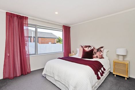Photo of property in 152 Newcastle Street, Windsor, Invercargill, 9810