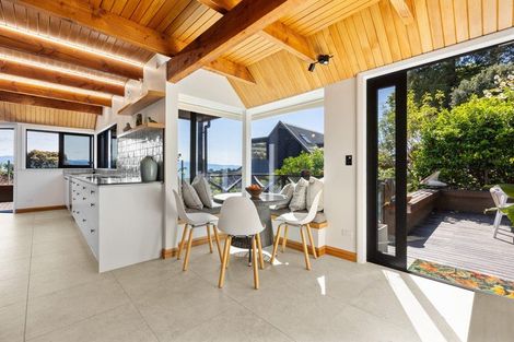 Photo of property in 2 The Cliffs, Britannia Heights, Nelson, 7010