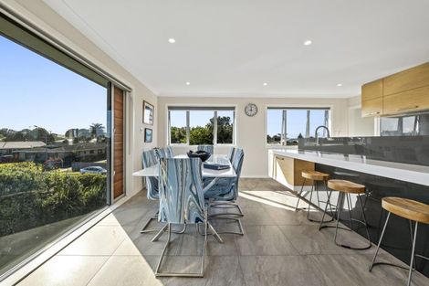 Photo of property in 3 Ponderosa Place, Opunake, 4616