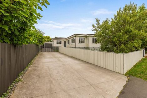 Photo of property in 6 Riverlaw Terrace, Saint Martins, Christchurch, 8022