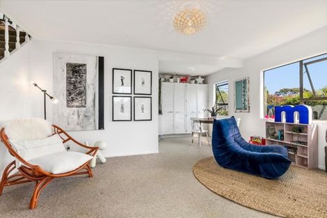 Photo of property in 2/208 Rangatira Road, Beach Haven, Auckland, 0626