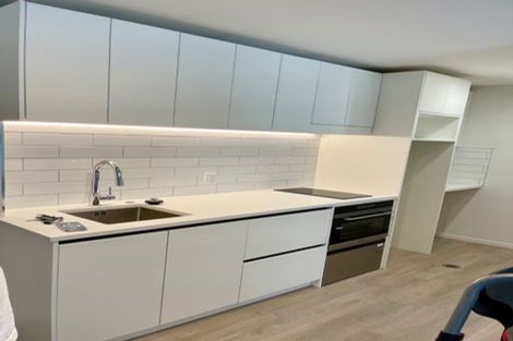 Photo of property in 9/8 Clayton Street, Newmarket, Auckland, 1023