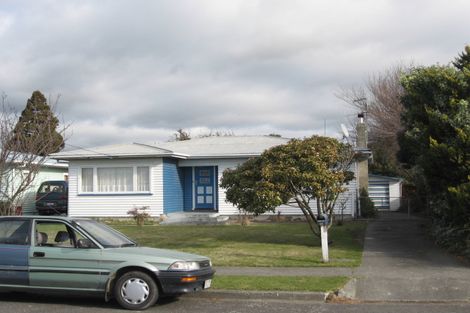 Photo of property in 35 Shackleton Street, Maraenui, Napier, 4110