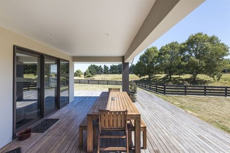 Photo of property in 20 Tula Lane, Kelvin Grove, Palmerston North, 4470