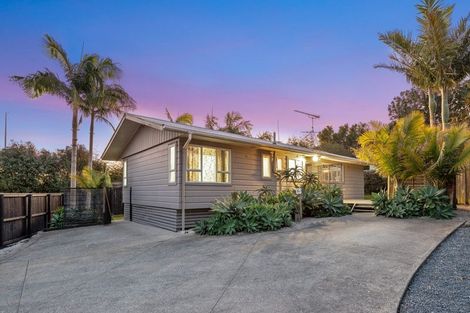 Photo of property in 32b Lyttelton Avenue, Forrest Hill, Auckland, 0620