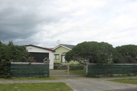 Photo of property in 56 Kahukura Avenue, Waitarere Beach, Levin, 5510