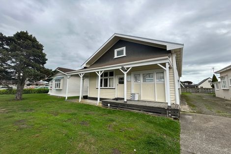 Photo of property in 8 Pirie Street, Palmerston North, 4410