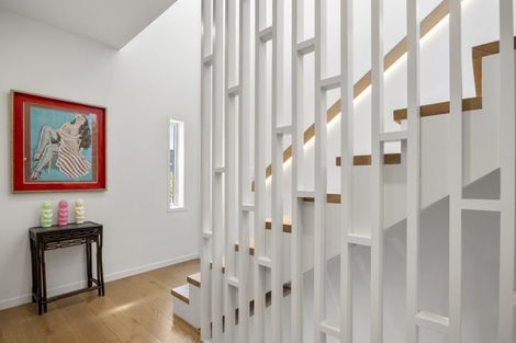 Photo of property in 92c Hinemoa Street, Birkenhead, Auckland, 0626