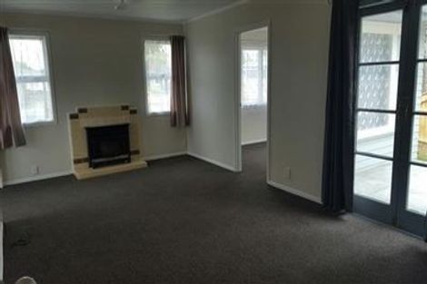 Photo of property in 9 Norval Road, Henderson, Auckland, 0610