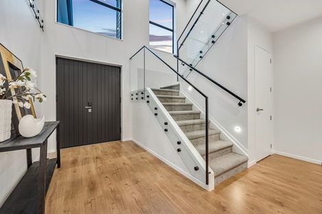 Photo of property in 11 Alexandra Street, Riverhead, 0820