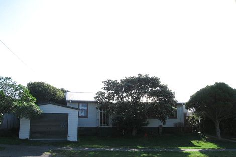 Photo of property in 30 Te Puke Street, Titahi Bay, Porirua, 5022