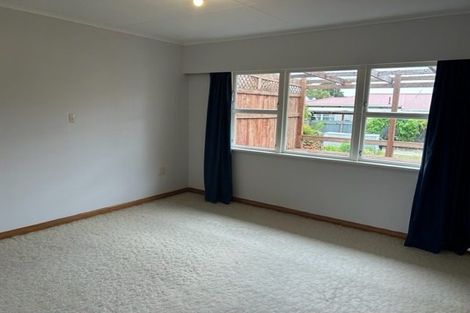 Photo of property in 11 Dittmer Street, Otaki, 5512