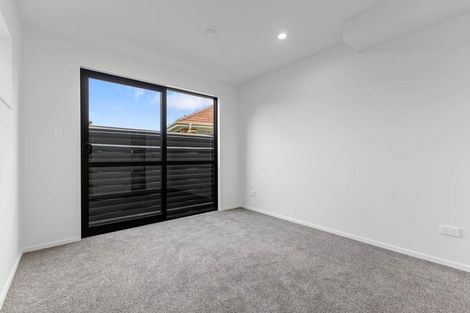 Photo of property in 3 Albert Road, Manukau, Auckland, 2025