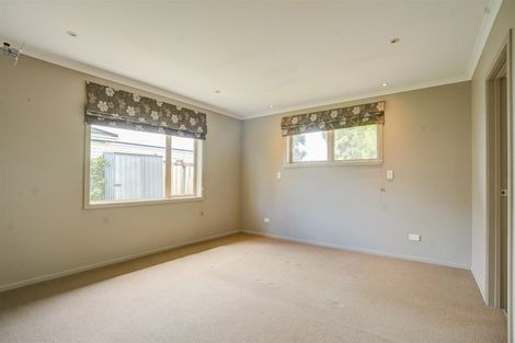 Photo of property in 19 Burns Street, Milton, 9220