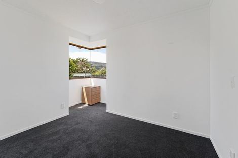 Photo of property in 5 Chilton Drive, Paraparaumu, 5032