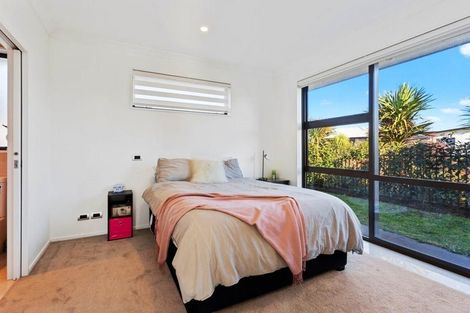 Photo of property in 2 Endurance Lane, Wigram, Christchurch, 8025