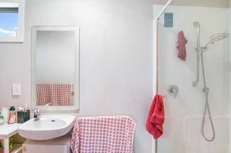 Photo of property in 43/64 Kawaha Point Road, Kawaha Point, Rotorua, 3010